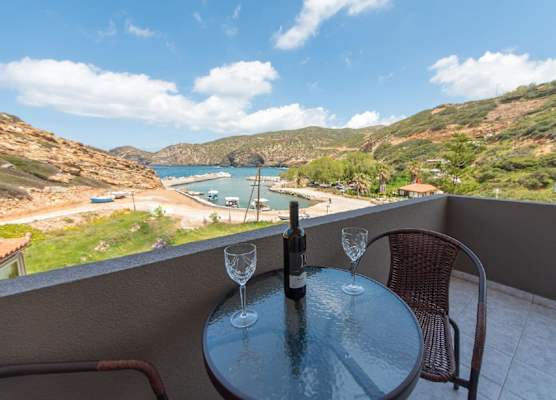 Almy Beach Hotel 1