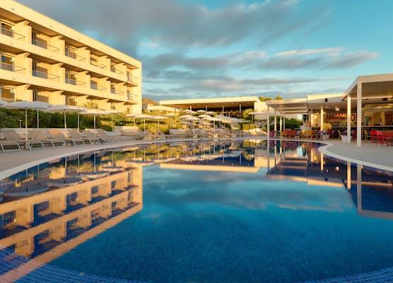 Pharos Hvar Bayhill Hotel 1