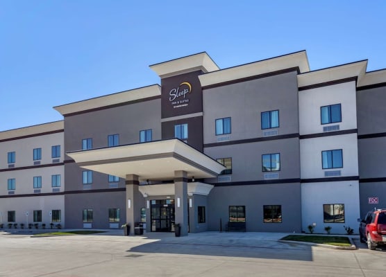 Sleep Inn & Suites Waller 1