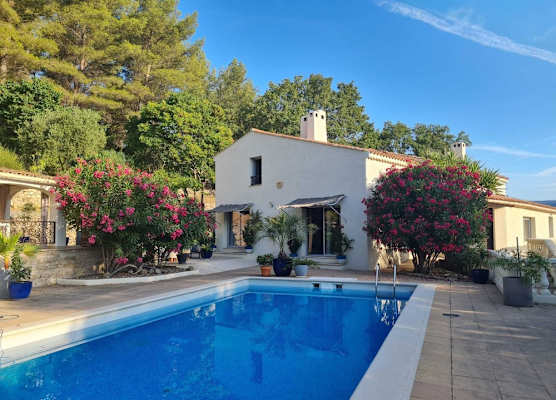 Villa Manoe 1