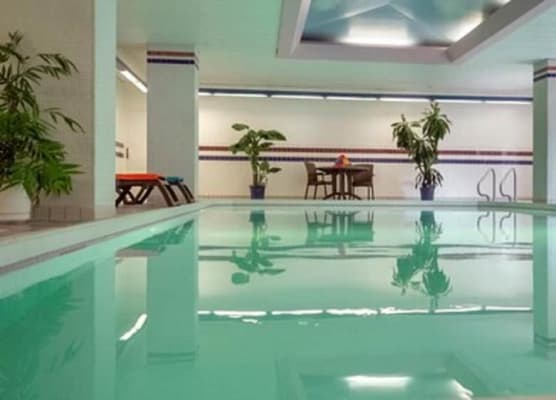 Cartier Place Suite Hotel 1