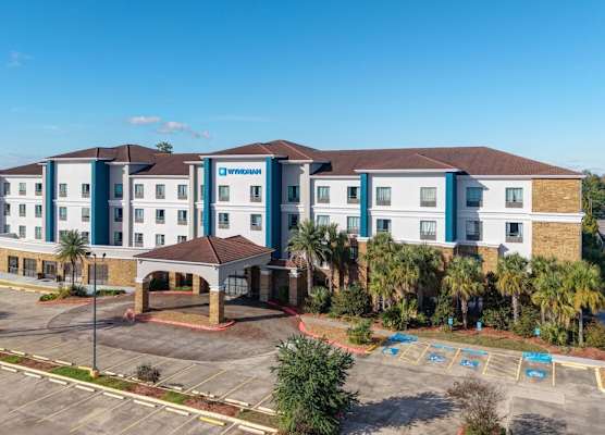 Wyndham Lake Charles 1