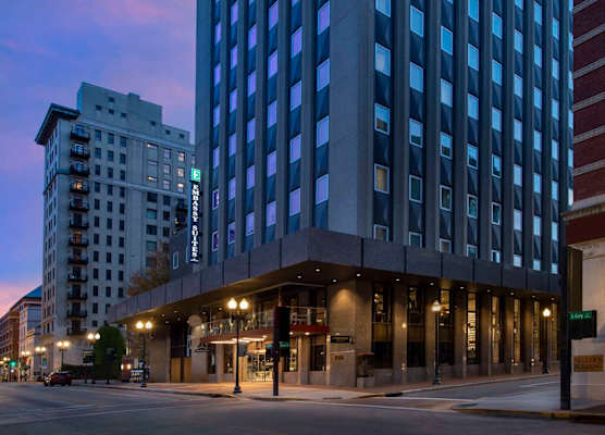 Embassy Suites By Hilton Knoxville Downtown 1