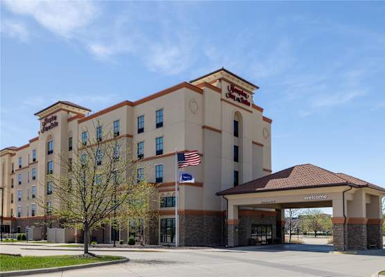 Hampton Inn & Suites West Des Moines Mill Civic 1