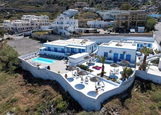 Ancient Thera Apartments 1