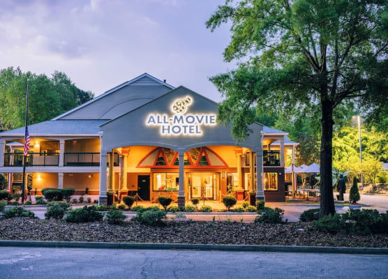All-Movie Hotel 1