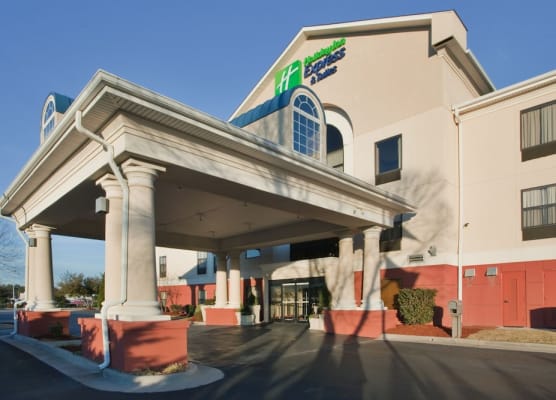Holiday Inn Express & Suites LAURINBURG by IHG 1