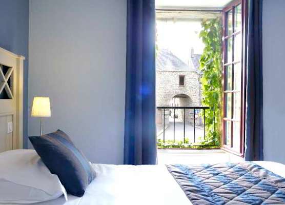Logis Hotel, restaurant et spa Le Relais De Broceliande 1