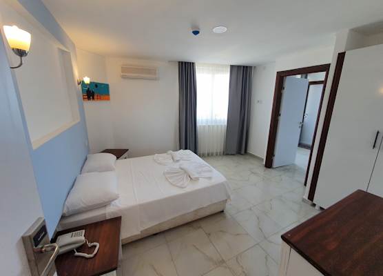 Rugged Hotels 1