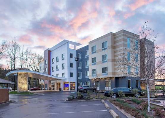 Fairfield Inn & Suites by Marriott Eugene East/Springfield 1
