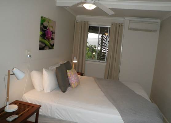 Airlie Apartments 1