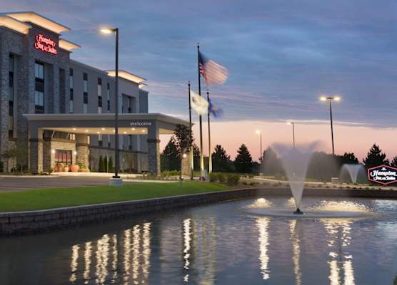 Hampton Inn & Suites Kenosha Pleasant Prairie 1