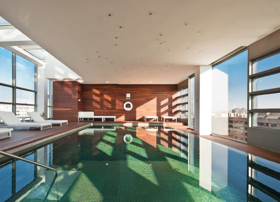 Hotel Reina Petronila 1