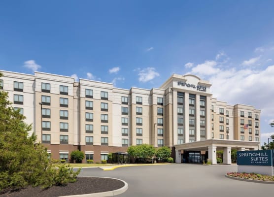 SpringHill Suites by Marriott Newark International Airport 1
