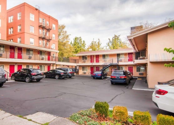 Econo Lodge Portland Downtown 1