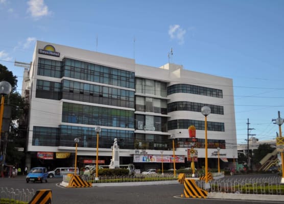 Days Hotel by Wyndham Iloilo 1