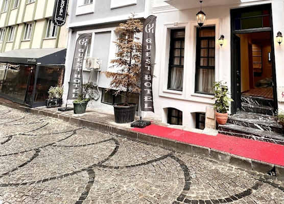 Besiktas Guest Hotel 1
