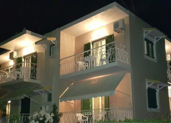 Vicky's Guesthouse 1