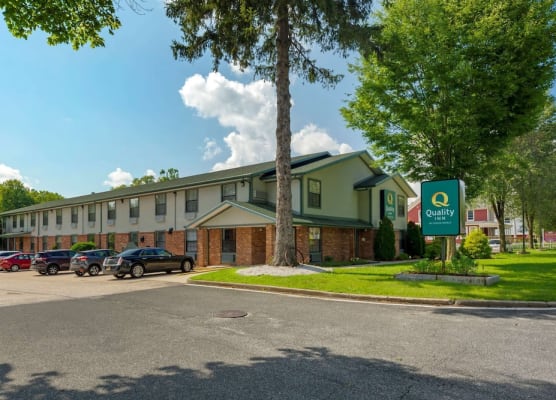 Quality Inn Lee - Lenox South 1