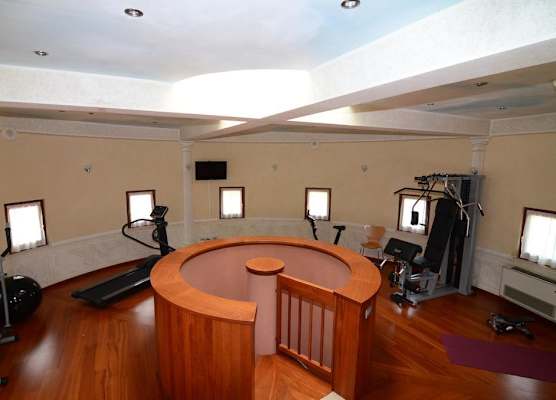 Hotel Crystal 1