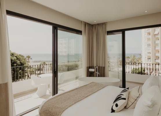 Comfy Studios Hotel 1