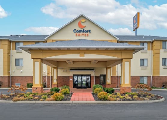 Comfort Suites Findlay I-75 near Sports Complex 1