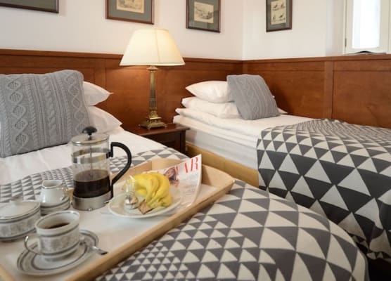 Crystal Suites Old Town 1
