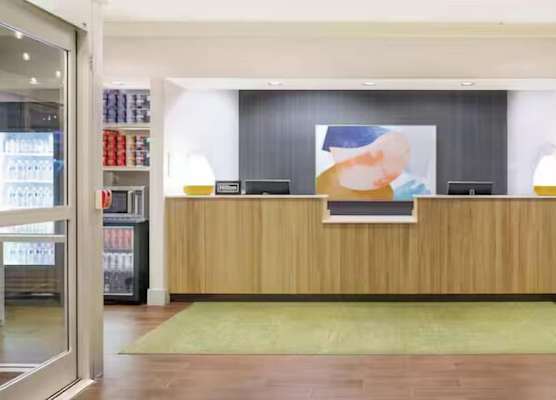 Spark by Hilton Akron Fairlawn 1