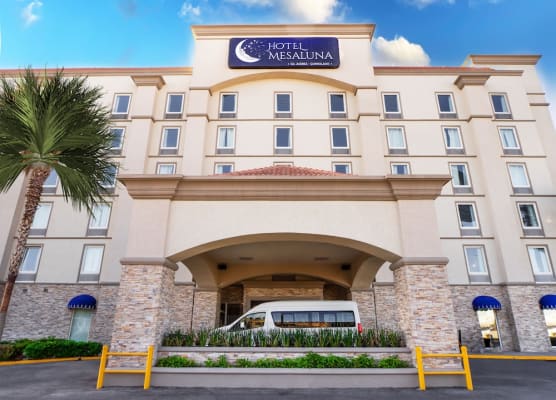 Hotel Mesaluna Near American Consulate 1