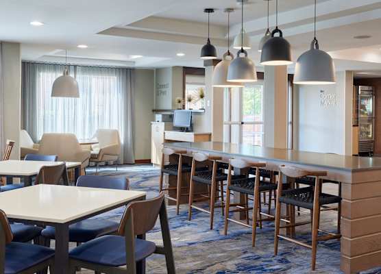 Fairfield Inn & Suites Burlington 1
