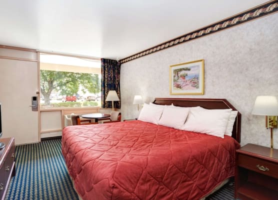 Ramada Limited Cockeysville 1