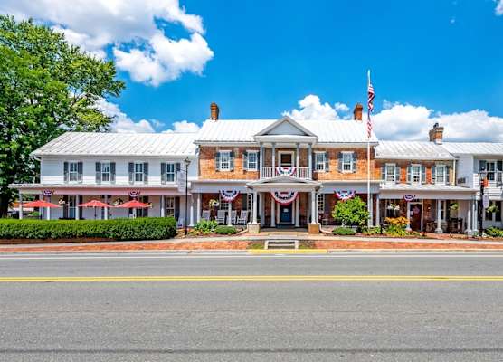 Wayside Inn 1