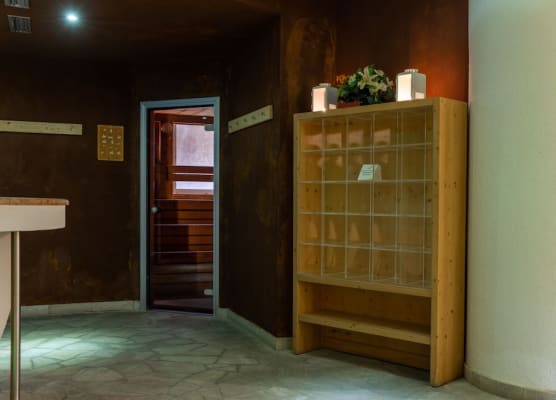 Hotel Alpine Mugon 1