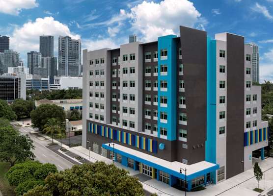 Tru By Hilton Miami West Brickell 1