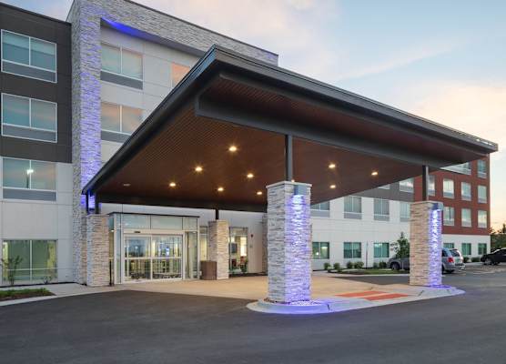 Holiday Inn Express & Suites BOURBONNAIS EAST - BRADLEY by IHG 1