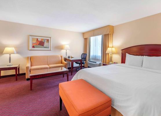 Best Western Plus West Covina Inn 1
