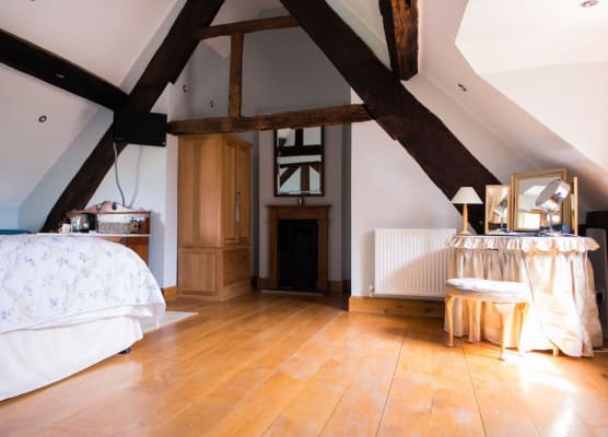 Huntlands Farm Bed & Breakfast 1