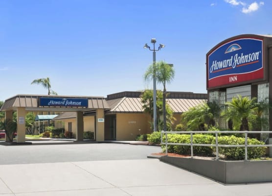 Howard Johnson by Wyndham Winter Haven FL 1