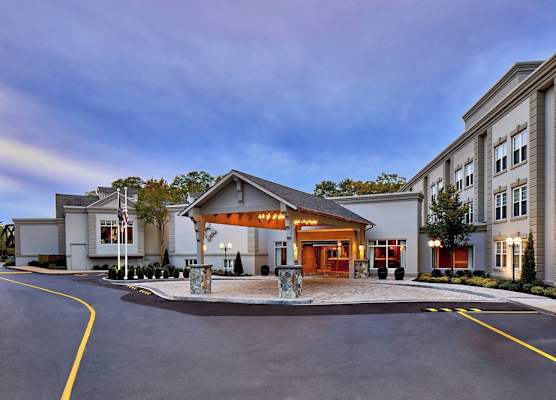 The Del Monte Lodge Renaissance Rochester Hotel & Spa 1