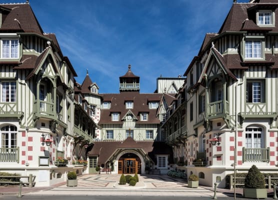 Hôtel Barrière Le Normandy 1