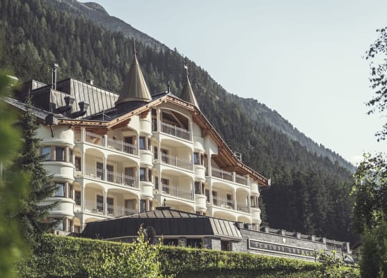 Schlosshotel Ischgl 5-Sterne Superior 1