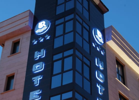 Hotel 44 1