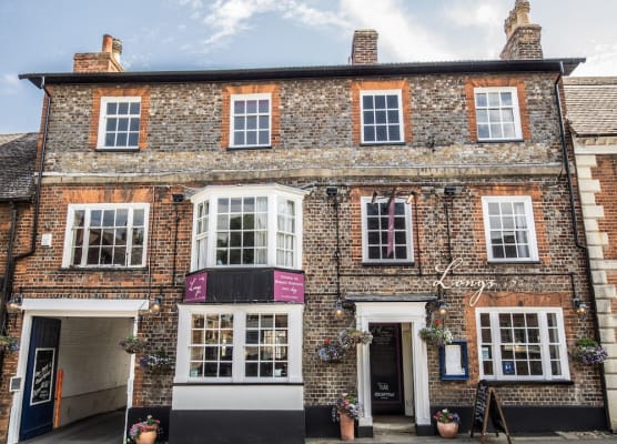 Longs Hotel & Inn 1