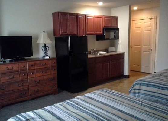 Gamble Farm Inn and Suites 1