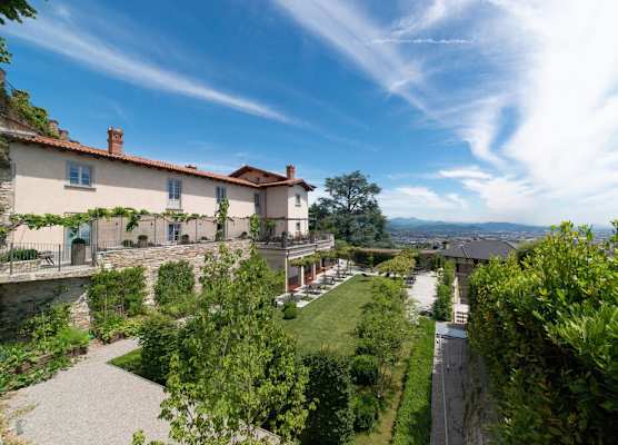 Relais San Vigilio al Castello 1