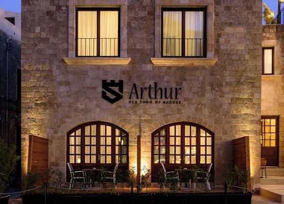 Arthur Suites in Old Town 1