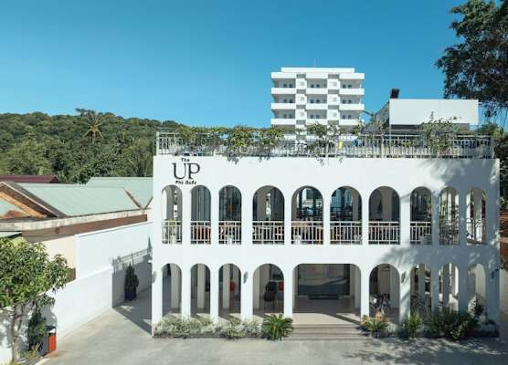 The Up Hotel Phu Quoc Island - The Poolside Escape 1