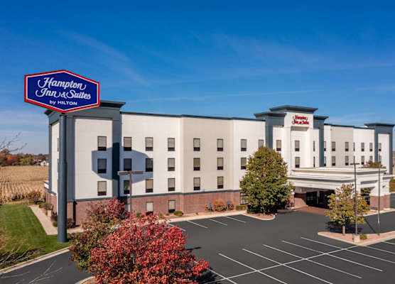 Hampton Inn & Suites Muncie 1
