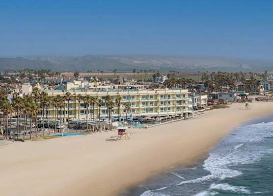 Pier South Resort, Autograph Collection 1