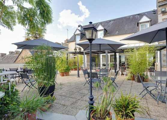 Brit Hotel le Cygne 1